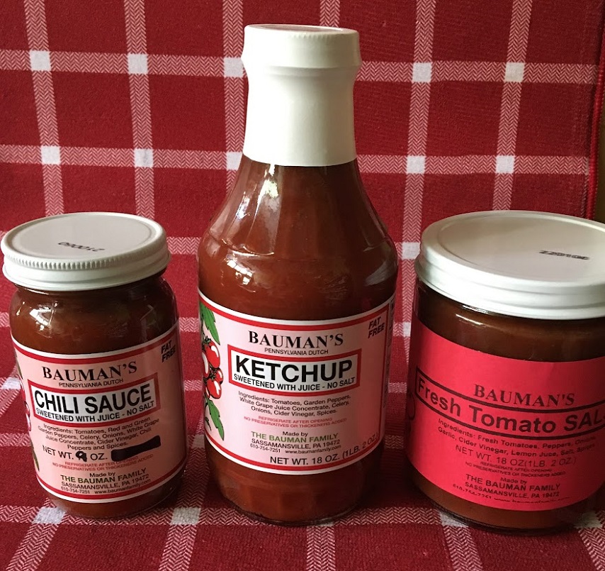 Chili sauce and ketchup
